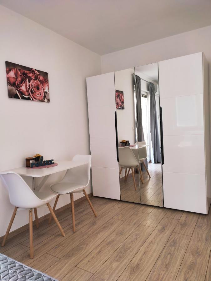 Apartmani Josipa Baška Voda Eksteriør billede