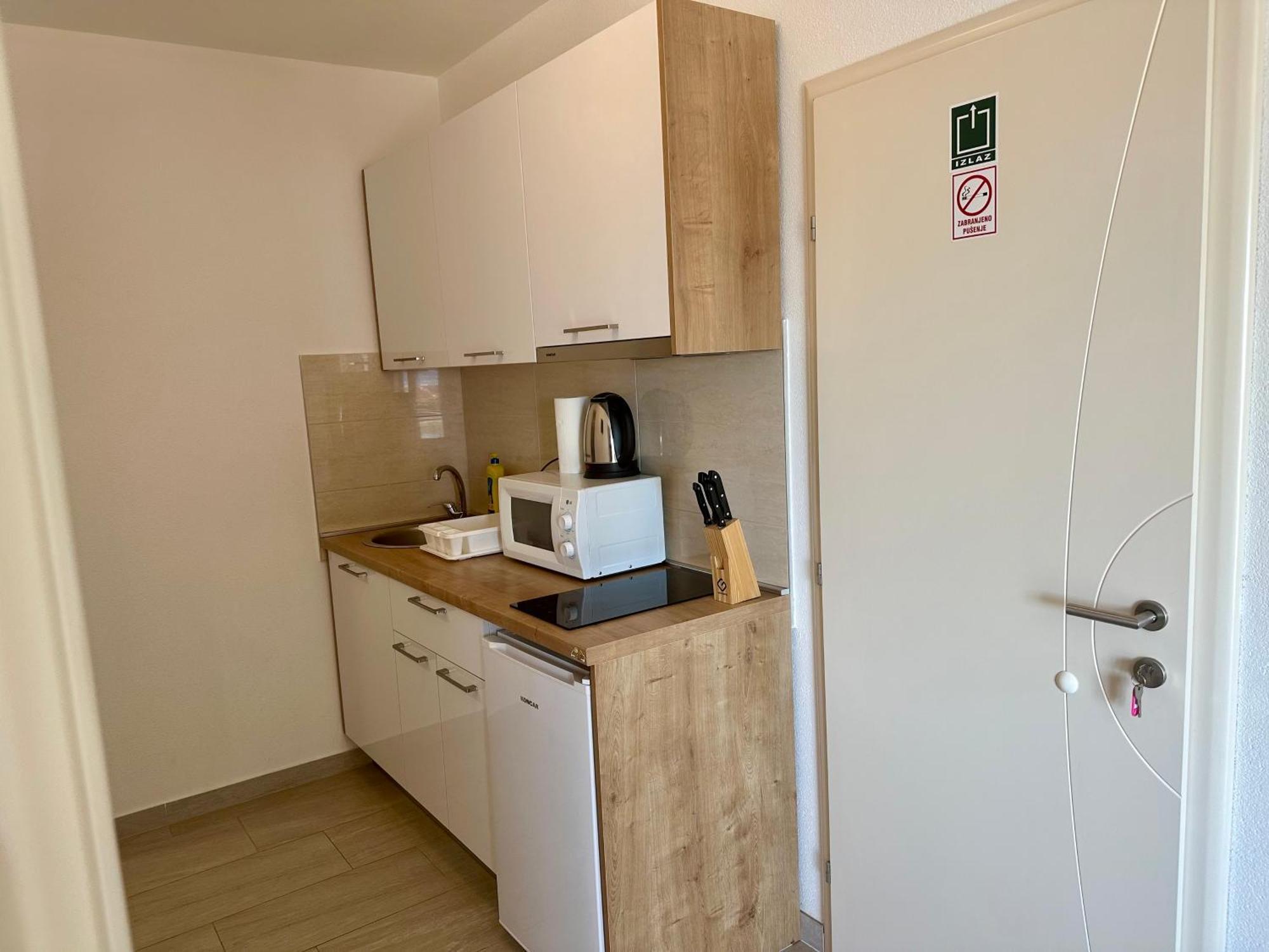 Apartmani Josipa Baška Voda Eksteriør billede